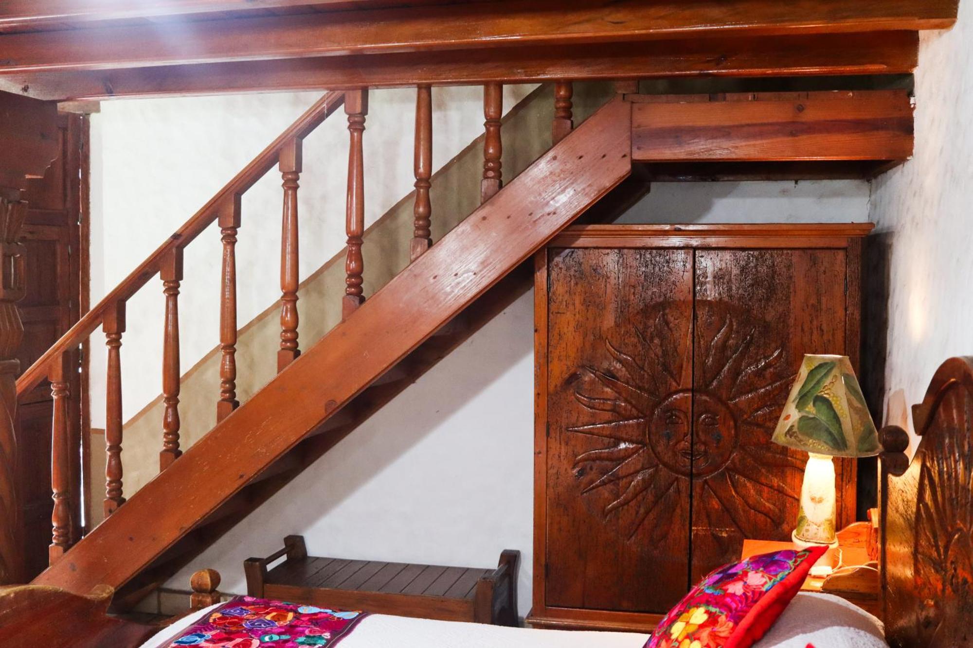 Pátzcuaro Hotel Los Escudos מראה חיצוני תמונה